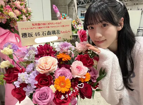 石森 璃花｜微笑、74（2024-04-12）｜16枚目