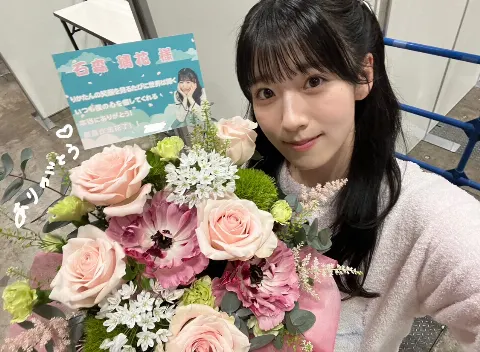 石森 璃花｜微笑、74（2024-04-12）｜17枚目