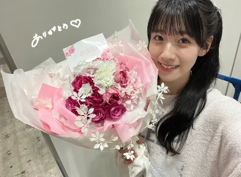 石森 璃花｜微笑、74（2024-04-12）｜19枚目