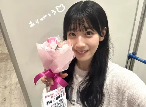 石森 璃花｜微笑、74（2024-04-12）｜20枚目