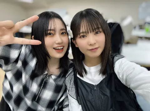 遠藤 理子｜✌️（2024-04-13）｜5枚目