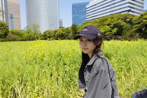 遠藤 理子｜✌️🚶（2024-04-19）｜15枚目