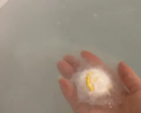 石森 璃花｜大切な何かが近くなると毎日鼓動が強く感じるのはきっといい意味…（2024-04-28）｜5枚目