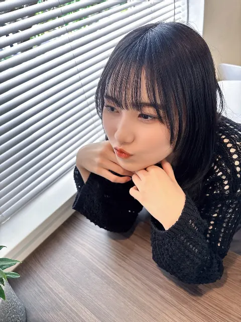 小島 凪紗｜パーカーガール #nagisablog（2024-04-29）｜6枚目