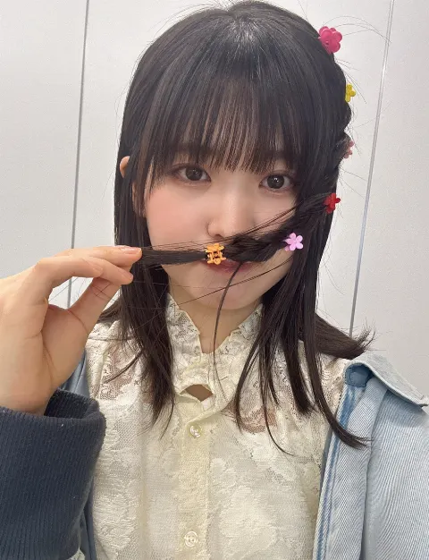 遠藤 理子｜✌️（2024-04-29）｜2枚目