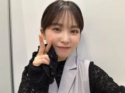 遠藤 理子｜✌️（2024-04-29）｜12枚目
