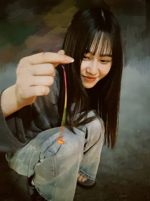 向井 純葉｜いとは、花火をする（2024-05-24）｜2枚目
