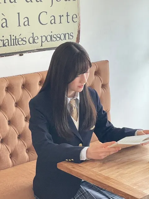 小田倉 麗奈｜制服（2024-05-24）｜2枚目