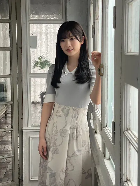 小田倉 麗奈｜制服（2024-05-24）｜4枚目