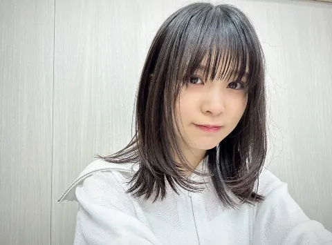 遠藤 理子｜✌️（2024-05-29）｜2枚目