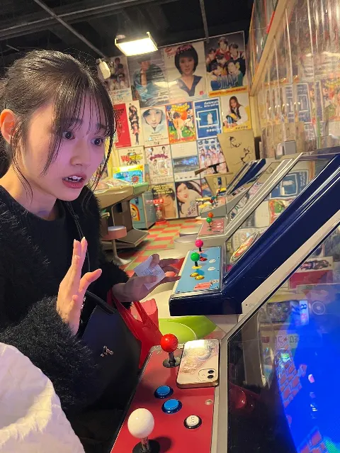 向井 純葉｜お誕生日プレゼントにサルのぬいぐるみを2つ貰ったのですが、届…（2024-05-29）｜2枚目