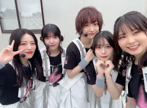 遠藤 理子｜✌️（2024-09-25）｜5枚目