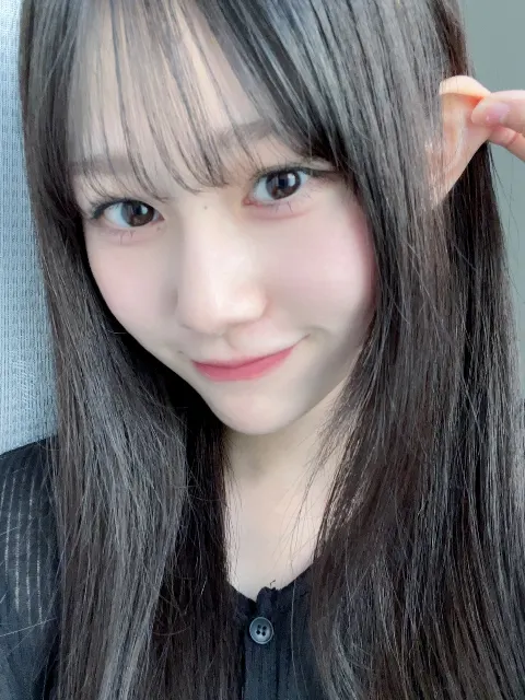 向井 純葉｜最近よくラジオを聴きながら寝ようとするのですが笑って眠れません（2024-09-25）｜2枚目