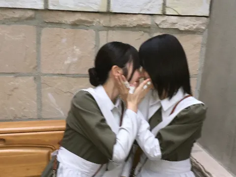 向井 純葉｜甘く苦い痛みを抱えていつしか忘れているふりをする（2024-10-20）｜9枚目