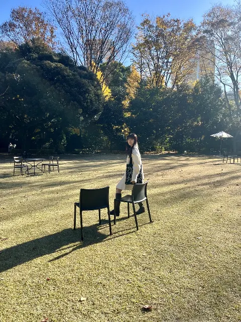 石森 璃花｜アイスカフェラテ、115（2024-12-13）｜4枚目