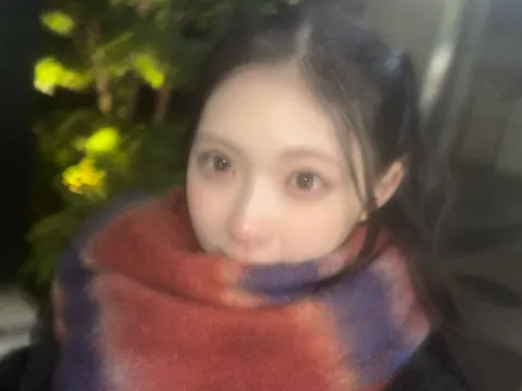 谷口 愛季｜もこもこマフラーの季節だよ〜（2024-12-24）｜2枚目