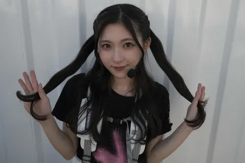 谷口 愛季｜もこもこマフラーの季節だよ〜（2024-12-24）｜10枚目