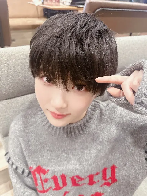 谷口 愛季｜もこもこマフラーの季節だよ〜（2024-12-24）｜16枚目