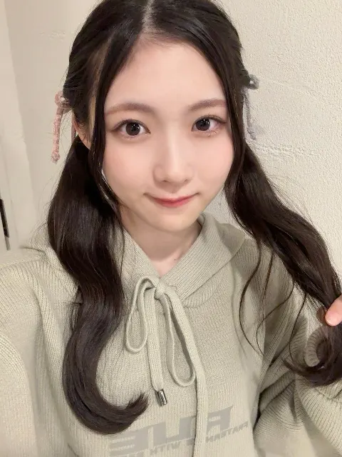 谷口 愛季｜🎄🎁（2024-12-25）｜15枚目