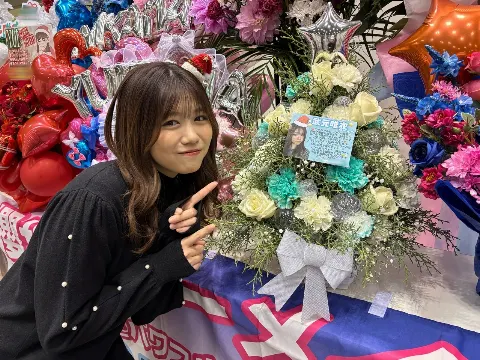 武元 唯衣｜🎅🏻🎄（2024-12-25）｜4枚目