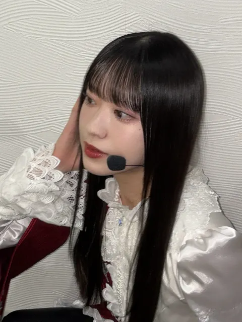 村井 優｜年末（2024-12-29）｜2枚目