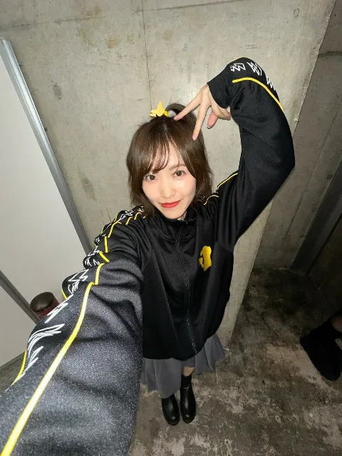 松田 里奈｜#308 💛❤️💚（2024-12-30）｜4枚目