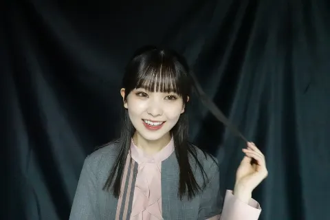 遠藤 理子｜✌️（2024-12-30）｜2枚目