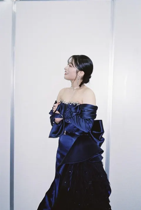 遠藤 理子｜✌️（2024-12-30）｜14枚目
