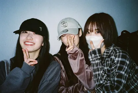 遠藤 理子｜✌️（2024-12-30）｜18枚目