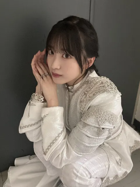 村井 優｜2025（2025-01-01）｜12枚目