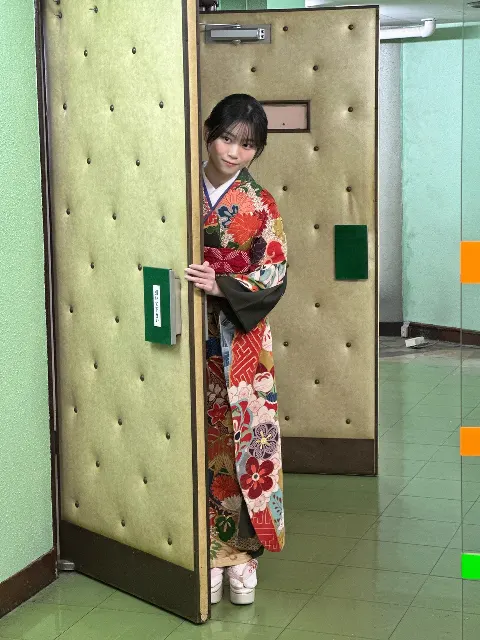 山下 瞳月｜（2025-01-11）｜9枚目