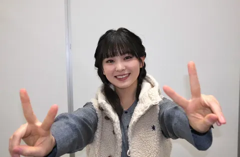 遠藤 理子｜✌️（2025-01-16）｜2枚目