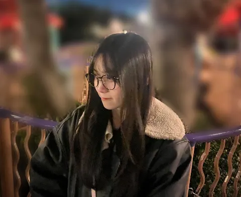 山下 瞳月｜こんばんは   山下20歳だよ~（2025-01-23）｜14枚目