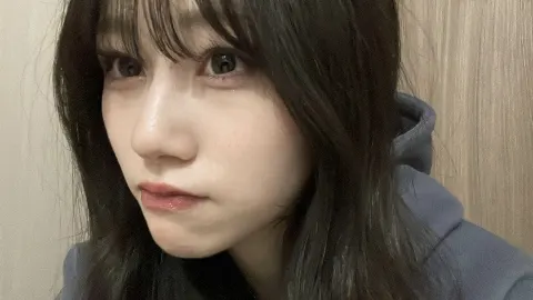 向井 純葉｜タイトルってブログの内容に関係することを書いた方がいいのか全然関係の無いタイトルでもいいのかいつも悩みます（2025-01-23）｜2枚目