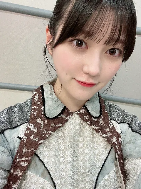 幸阪 茉里乃｜🐰🎂（2025-02-05）｜4枚目