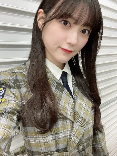 幸阪 茉里乃｜🐰🎂（2025-02-05）｜5枚目