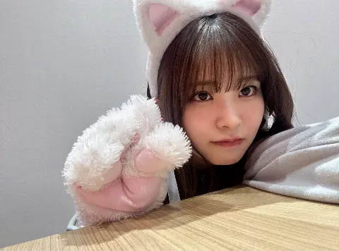 遠藤 理子｜🐈（2025-02-27）｜2枚目
