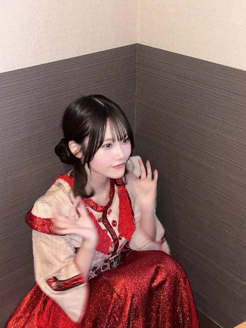向井 純葉｜最近はとくにかくしゅわしゅわしたお菓子が好きです（2025-03-01）｜3枚目