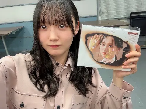 増本 綺良｜Addiction💿（2025-05-09）｜9枚目