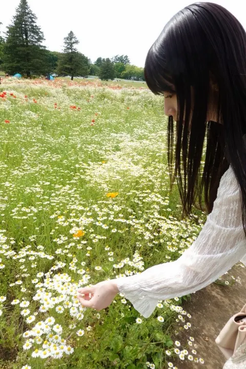 石森 璃花｜お花畑、144（2025-06-14）｜5枚目