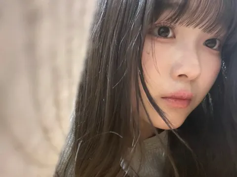 山川 宇衣｜はじめまして。　山川宇衣（2025-06-23）｜4枚目