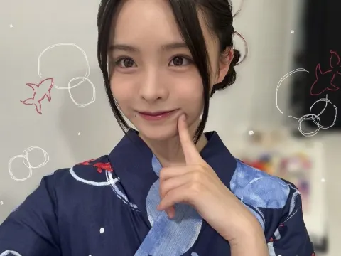 浅井 恋乃未｜最近の私。　浅井恋乃未（2025-07-13）｜4枚目