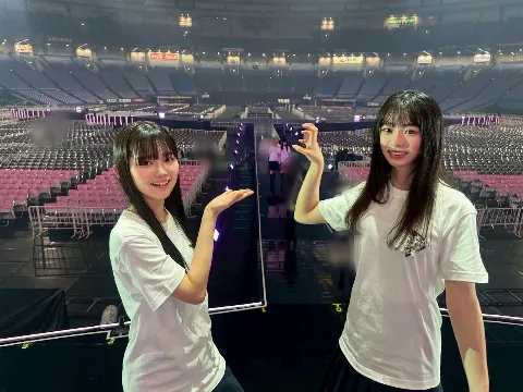 稲熊 ひな｜夜半の月       稲熊ひな（2025-08-28）｜2枚目