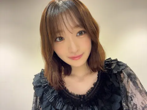 小島 凪紗｜ピアノ弾きました♪（2025-09-13）｜3枚目