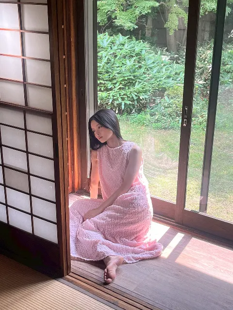 浅井 恋乃未｜期間限定（2025-10-15）｜3枚目