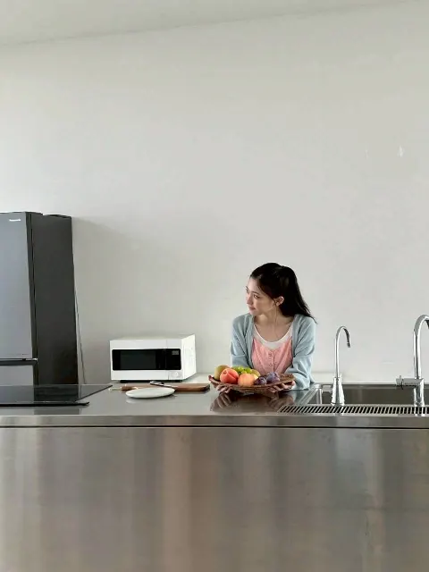 谷口 愛季｜秋！到来？（2025-10-17）｜2枚目