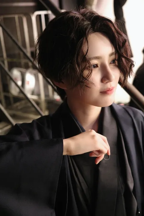 的野 美青｜（2025-10-21）｜7枚目
