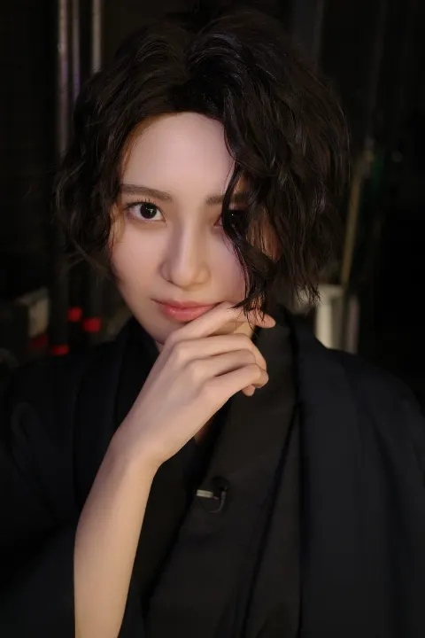 的野 美青｜（2025-10-21）｜9枚目