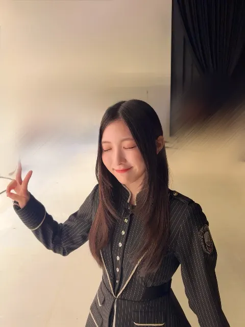 谷口 愛季｜0:00（2025-10-23）｜5枚目