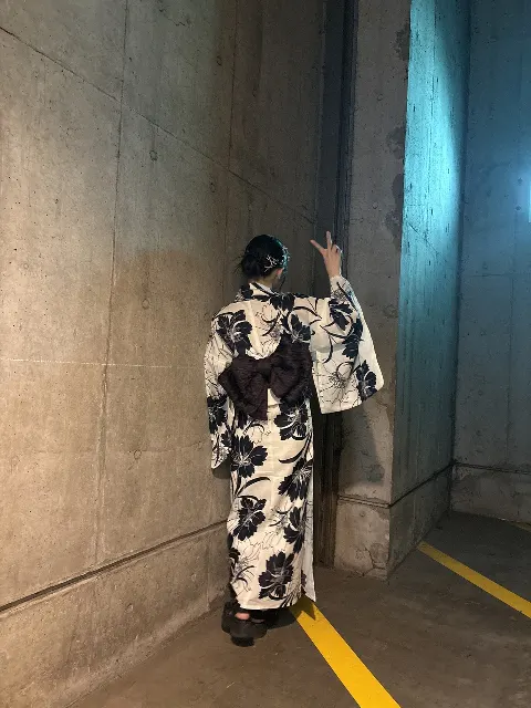 谷口 愛季｜0:00（2025-10-23）｜17枚目
